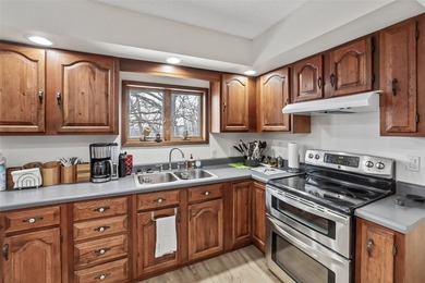 Have you been wanting for a Grinnell acreage? This one might be