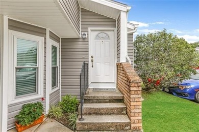 Lake Pontchartrain Condo For Sale in Kenner Louisiana