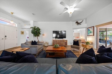BOND PAID ~ BLOCK & STUCCO POOL & SPA HOME ~ MOSTLY FURNISHED ~ - photo 13