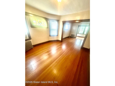 CHARMING AND SPACIOUS OLDER COLONIAL. CHESTNUT TRIM AND PINE - photo 15