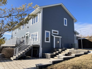 Lake Condo For Sale in Ventura, Iowa