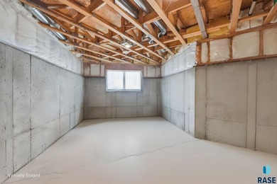 Experience luxury lakefront and golf course living in this - photo 22