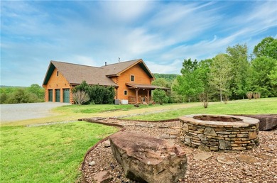 Welcome to this magnificent custom-built, locally-milled log - photo 5