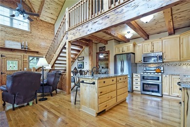 Welcome to this magnificent custom-built, locally-milled log - photo 6