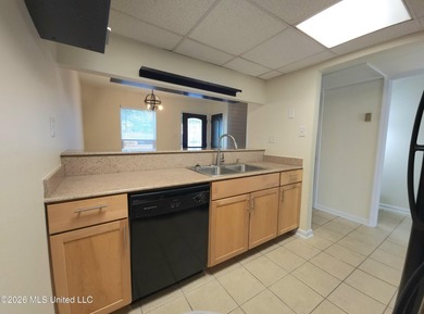 Welcome to affordable condo living in one of the Mississippi - photo 8