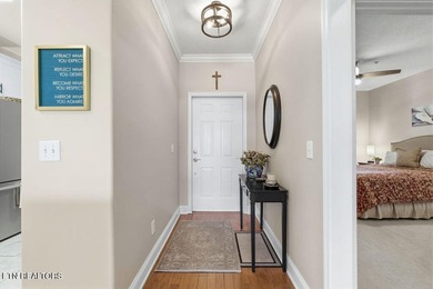 Updated condo in the exclusive gated community of Rarity - photo 9
