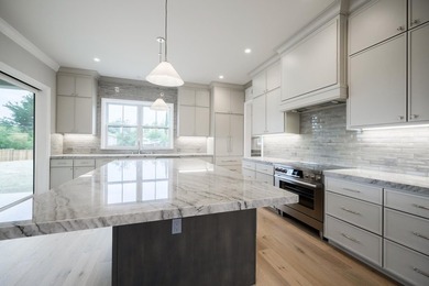 Welcome to Altamonte at Sandraya Heights, where luxury - photo 37