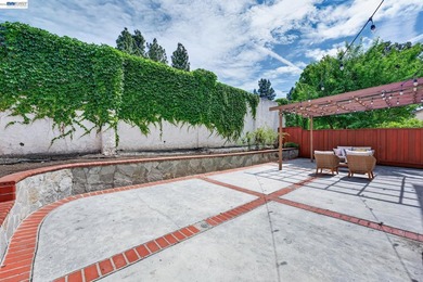 This stunning home at 34517 Windflower Lane in Union City is a - photo 41