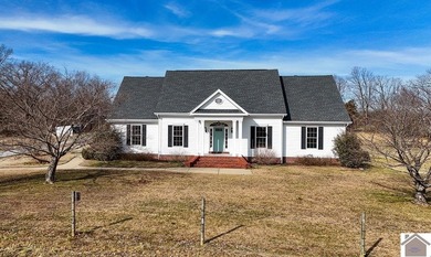 (private lake, pond, creek) Home For Sale in Mayfield Kentucky