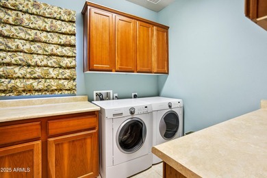 Fully furnished charming home in an incredible setting.3bd,3ba - photo 43