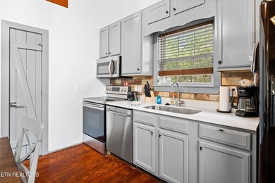 Welcome to your perfect mountain retreat in the heart of - photo 10