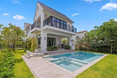 This is the one you've been waiting for, a brand new custom home - photo 4