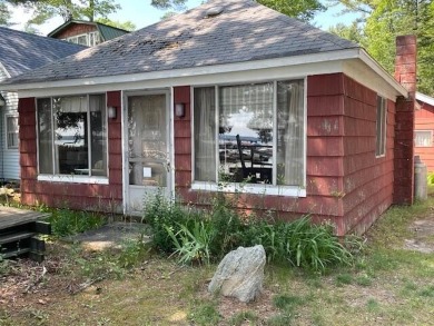 Lake Home Sale Pending in Roscommon, Michigan
