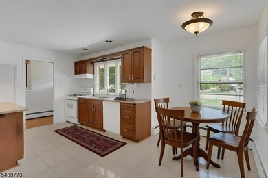 Set on a 0.646-acre property in Oakland's highly regarded - photo 13