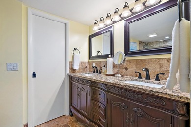 Meticulously maintained North Palm Beach waterfront gem in the - photo 15