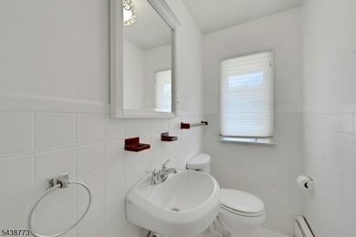 Set on a 0.646-acre property in Oakland's highly regarded - photo 18