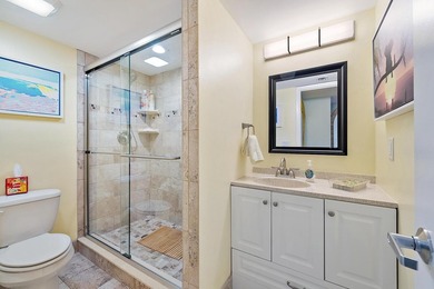 Meticulously maintained North Palm Beach waterfront gem in the - photo 18