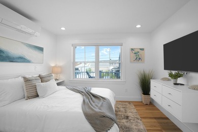 Rare downtown Vineyard Haven compound offering! A unique - photo 19