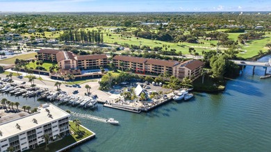 Meticulously maintained North Palm Beach waterfront gem in the - photo 23