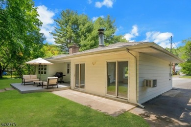 Set on a 0.646-acre property in Oakland's highly regarded - photo 28