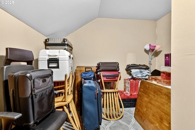 *OPEN HOUSE SATURDAY 1/24 FROM 12-2 PM* Backing to greenspace