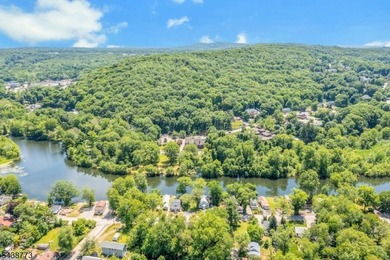 Set on a 0.646-acre property in Oakland's highly regarded - photo 33
