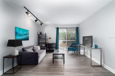 This newly renovated 1-bedroom, 1-bath condo offers modern - photo 3
