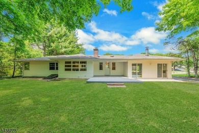 Set on a 0.646-acre property in Oakland's highly regarded - photo 37