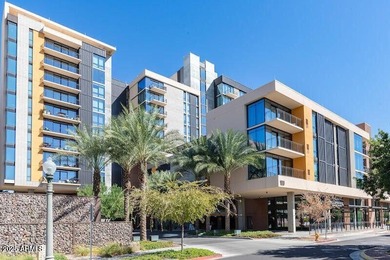 Lake Condo For Sale in Phoenix, Arizona