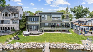 Welcome to 4919 Three Points Blvd, an awe-inspiring custom-built - photo 4