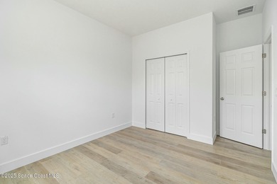READY to move in! THE ONLY NEW CONSTRUCTION HOME IN PALM BAY - photo 10