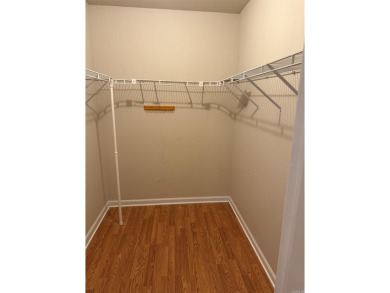 Very nice house, in quiet neighborhood. Plenty of room for a