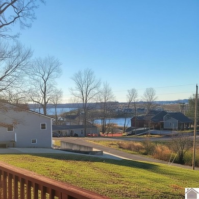 Built in 2023 this 3 bedroom, 3 bath home sits on a spacious 1/2 - photo 23