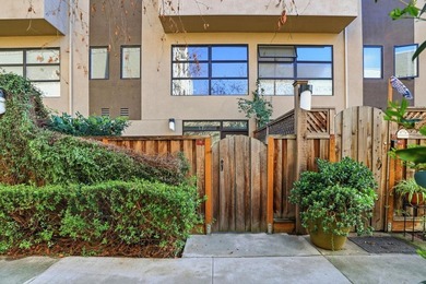 Rare loft-style condo just steps from the vibrant heart of - photo 29