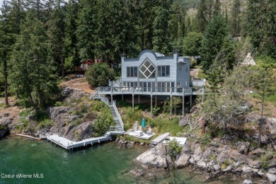Lake Pend O'Reille, Cape Horn Area, 135' of frontage, Charming - Lake Home For Sale in Bayview, Idaho