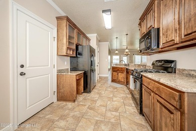 Welcome to Malpass Landing West, one of Biloxi's most desirable - photo 31
