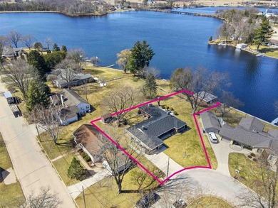 Enjoy scenic water views and breathtaking sunsets from this - photo 36