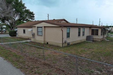 FULLY FURNISHED waterfront home on .35 acres in Glades County - photo 2