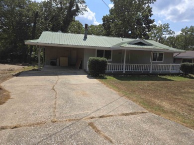Lake Home For Sale in Cherokee Village, Arkansas