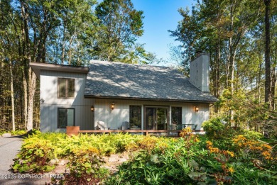 Lake Home For Sale in Pocono Pines, Pennsylvania