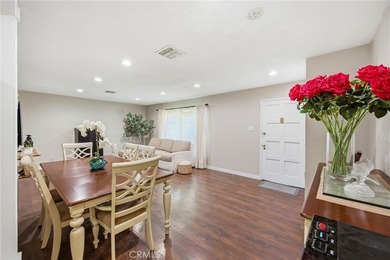 Spacious and versatile, this beautiful 4 bedroom, 3 bathroom - photo 12