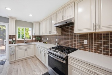 Spacious and versatile, this beautiful 4 bedroom, 3 bathroom - photo 16