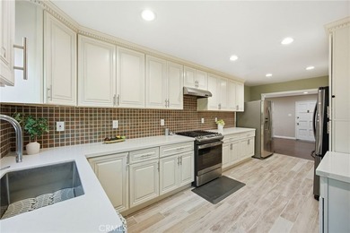Spacious and versatile, this beautiful 4 bedroom, 3 bathroom - photo 19