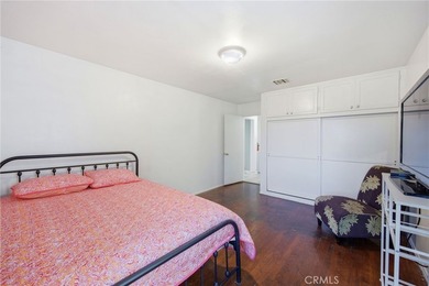 Spacious and versatile, this beautiful 4 bedroom, 3 bathroom - photo 25
