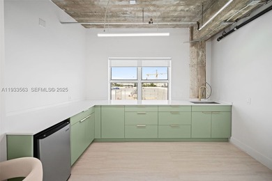 605 Lincoln Road is a boutique office building ideally - photo 27