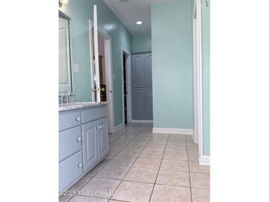 Welcome to 11 Rolling Green Circle - this expertly crafted and - photo 29