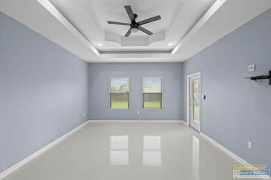 Beautiful and spacious home in Laguna Vista featuring a modern - photo 29