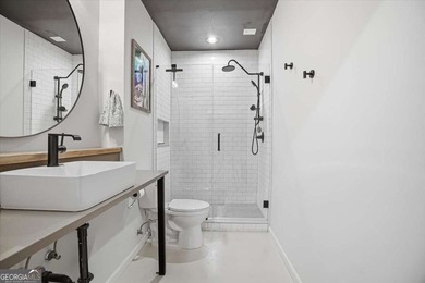Stunning custom home in Parkstone offering over 6,300 finished - photo 31
