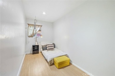 Spacious and versatile, this beautiful 4 bedroom, 3 bathroom - photo 34