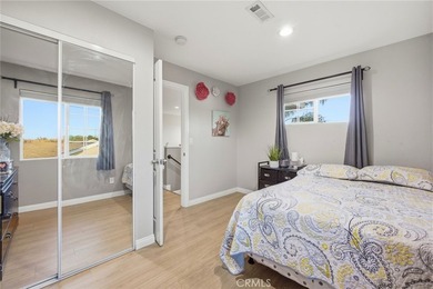 Spacious and versatile, this beautiful 4 bedroom, 3 bathroom - photo 41